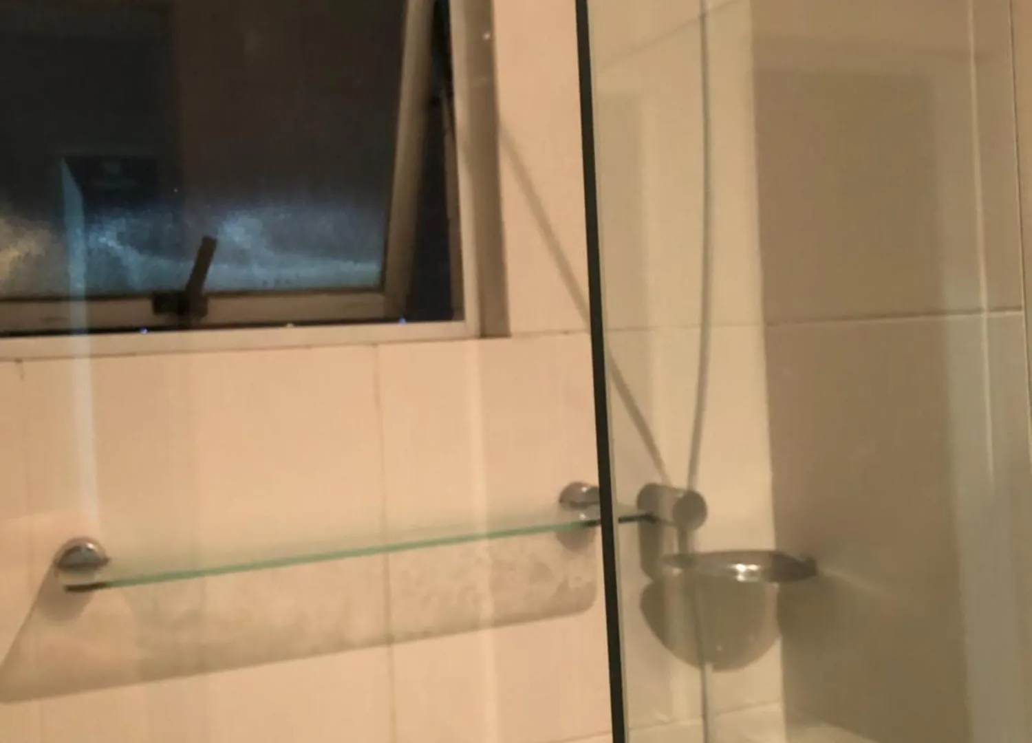 Fb House I Quarto Com Wc Uso Exclusivo Itajaí 0*,