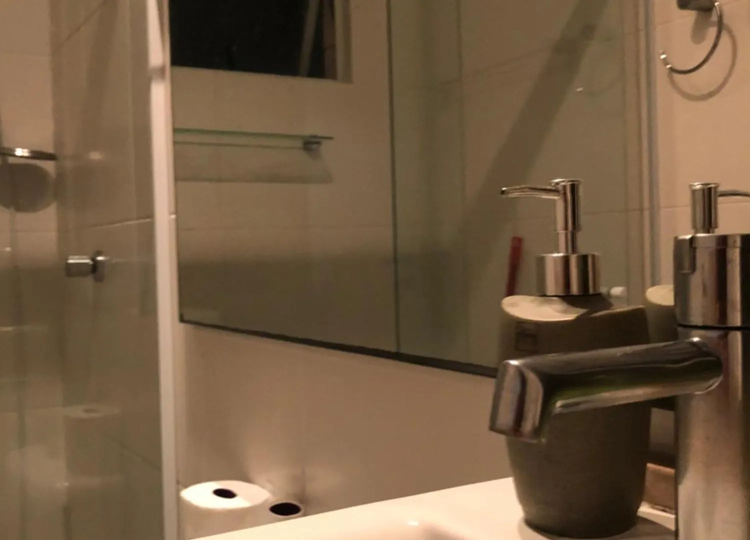 Fb House I Quarto Com Wc Uso Exclusivo Itajaí