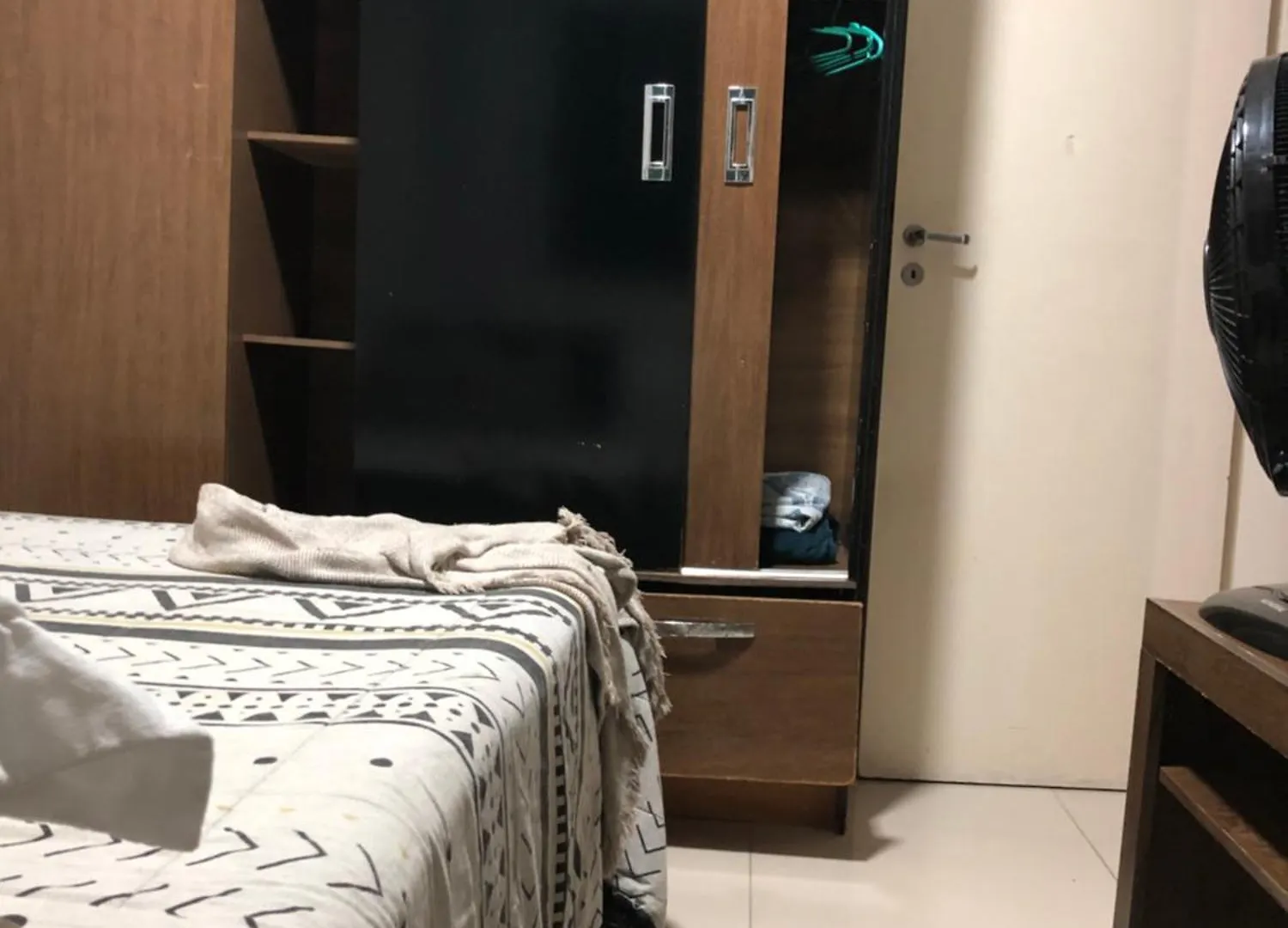 Fb House I Quarto Com Wc Uso Exclusivo Itajaí